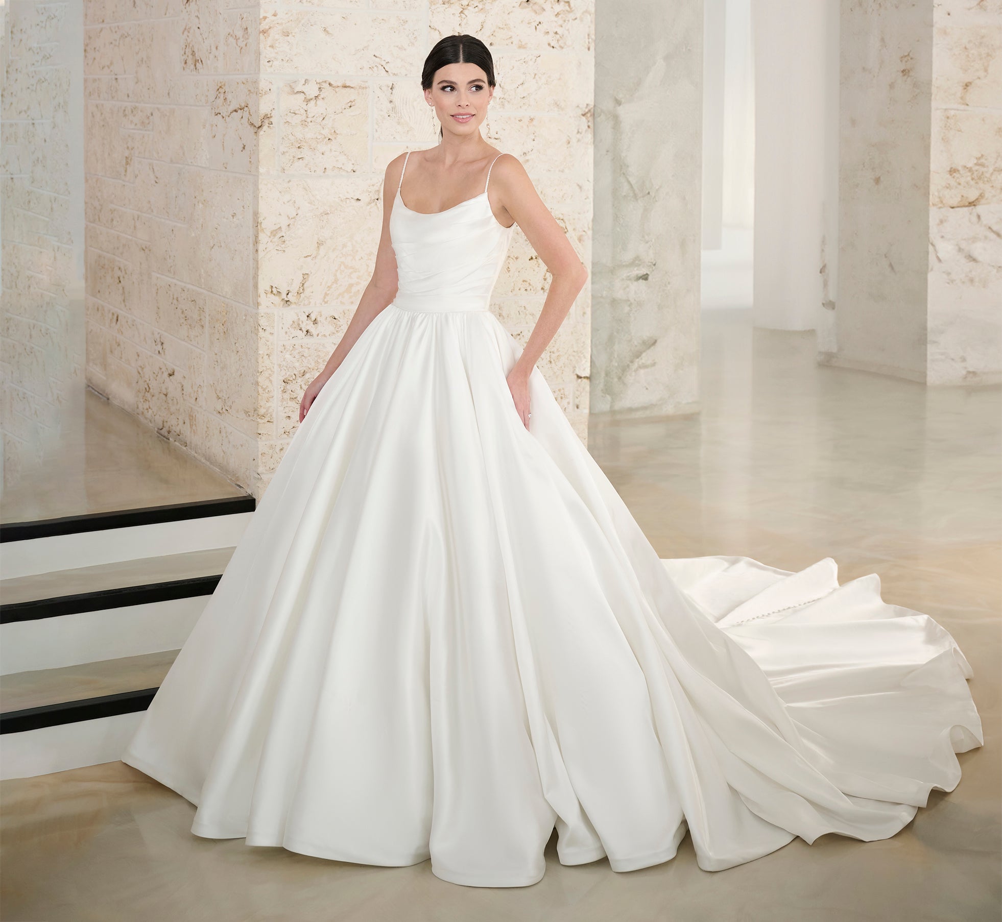 Satin Ball Gown In Ivory Adrianna Papell1