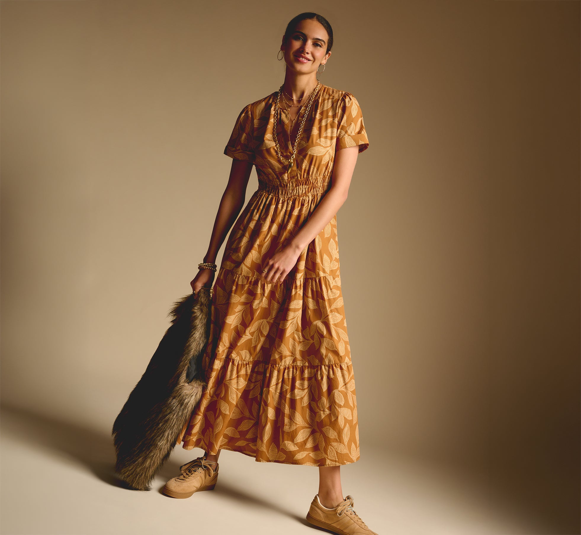 Short Sleeve Sophia Tiered Midi Dress In Cognac Multi, Cognac Multi / Regular / M