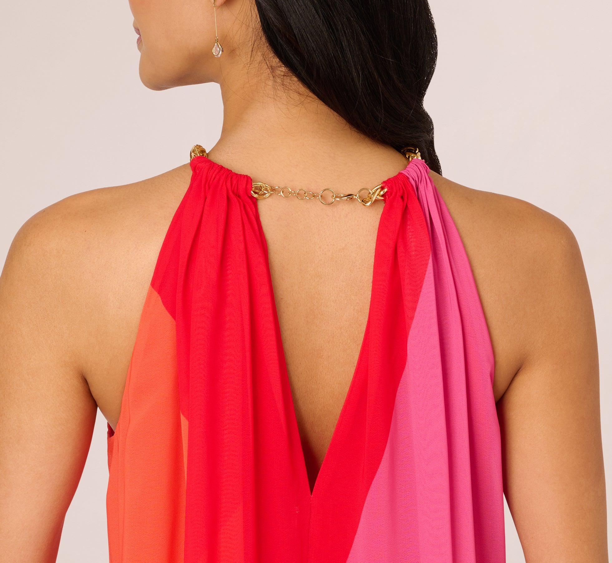 Red Mu Color Block Chiffon Trapeze Dress With Chain Halter Neckline