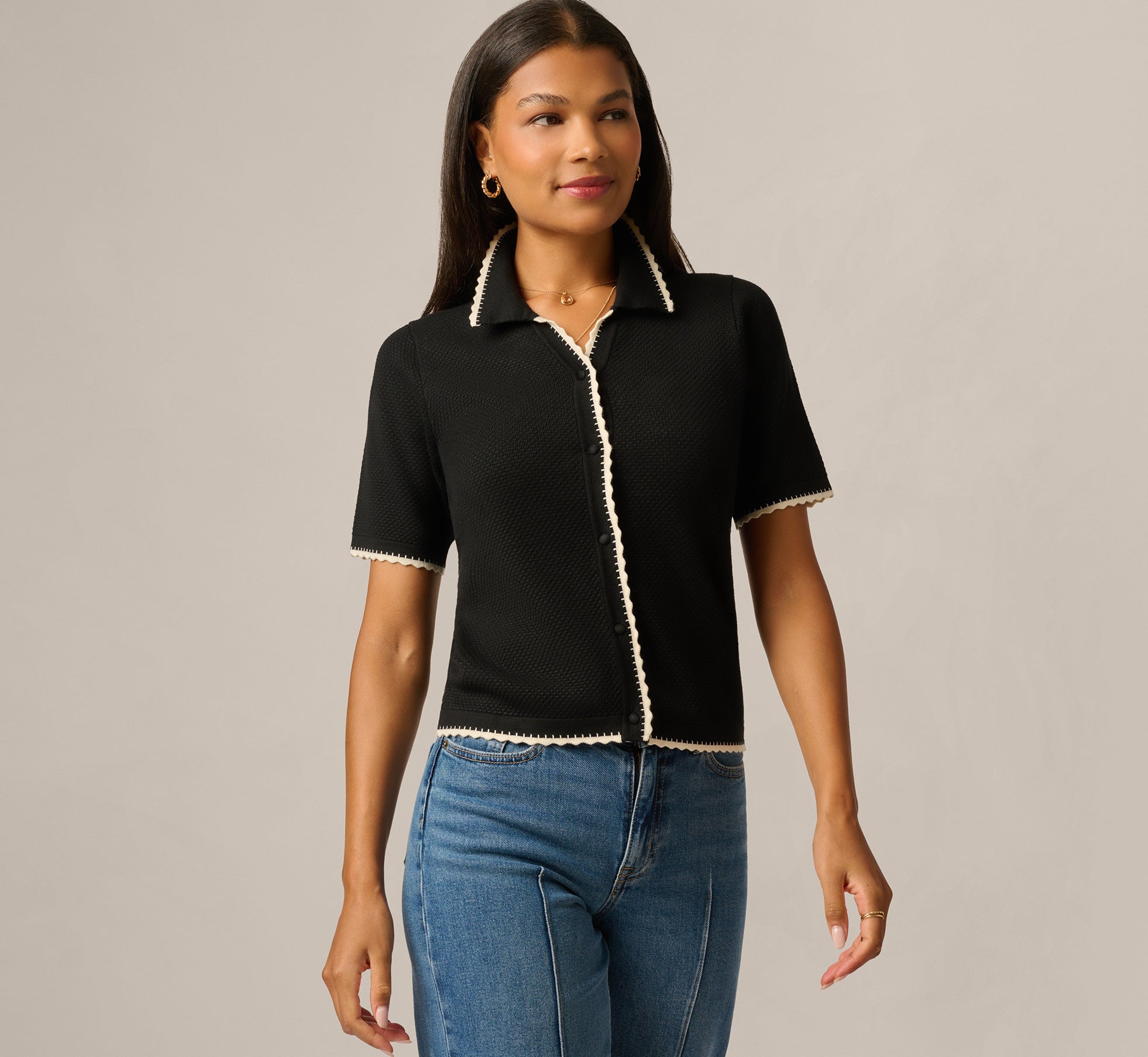 Short Sleeve Scalloped Trim Polo Cardigan Sweater In Black Cream 1