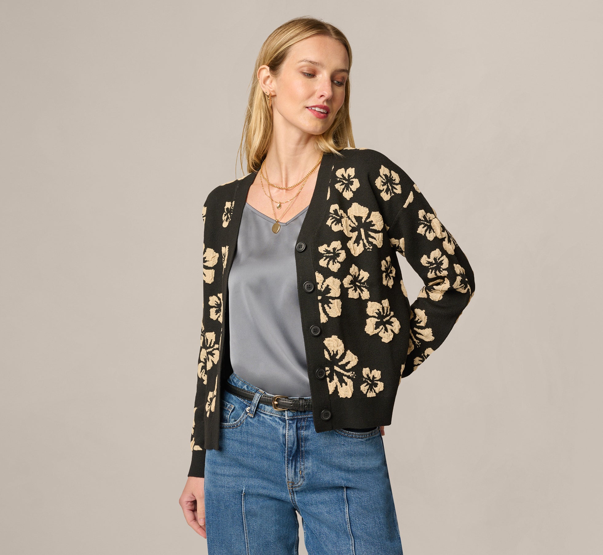 Long Sleeve V Neck Knit Cardigan Sweater In Black Cream 1