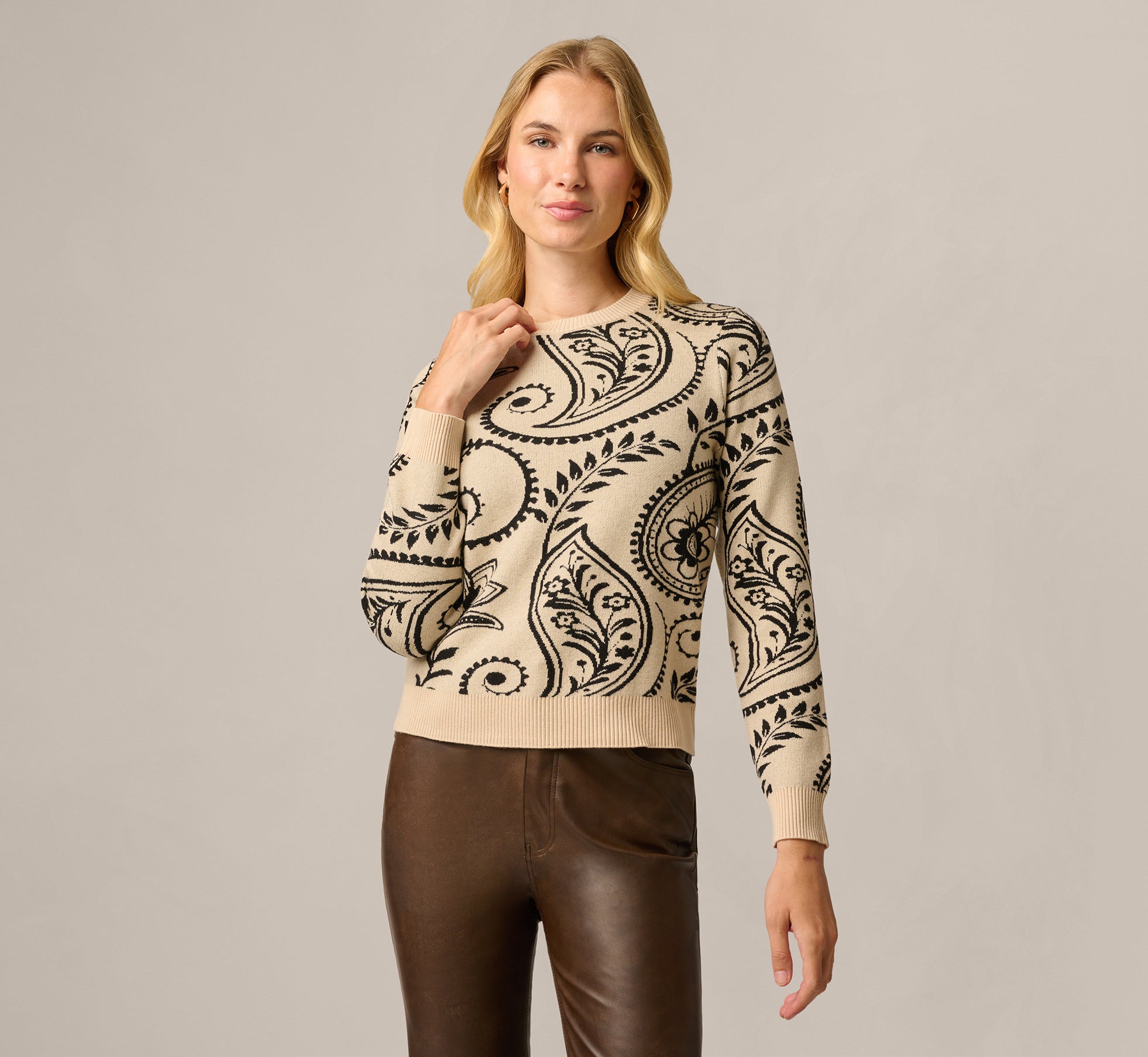 Long Sleeve Ribbed Trim Crew Neck Pullover Sweater In Cream Black Paisley 1