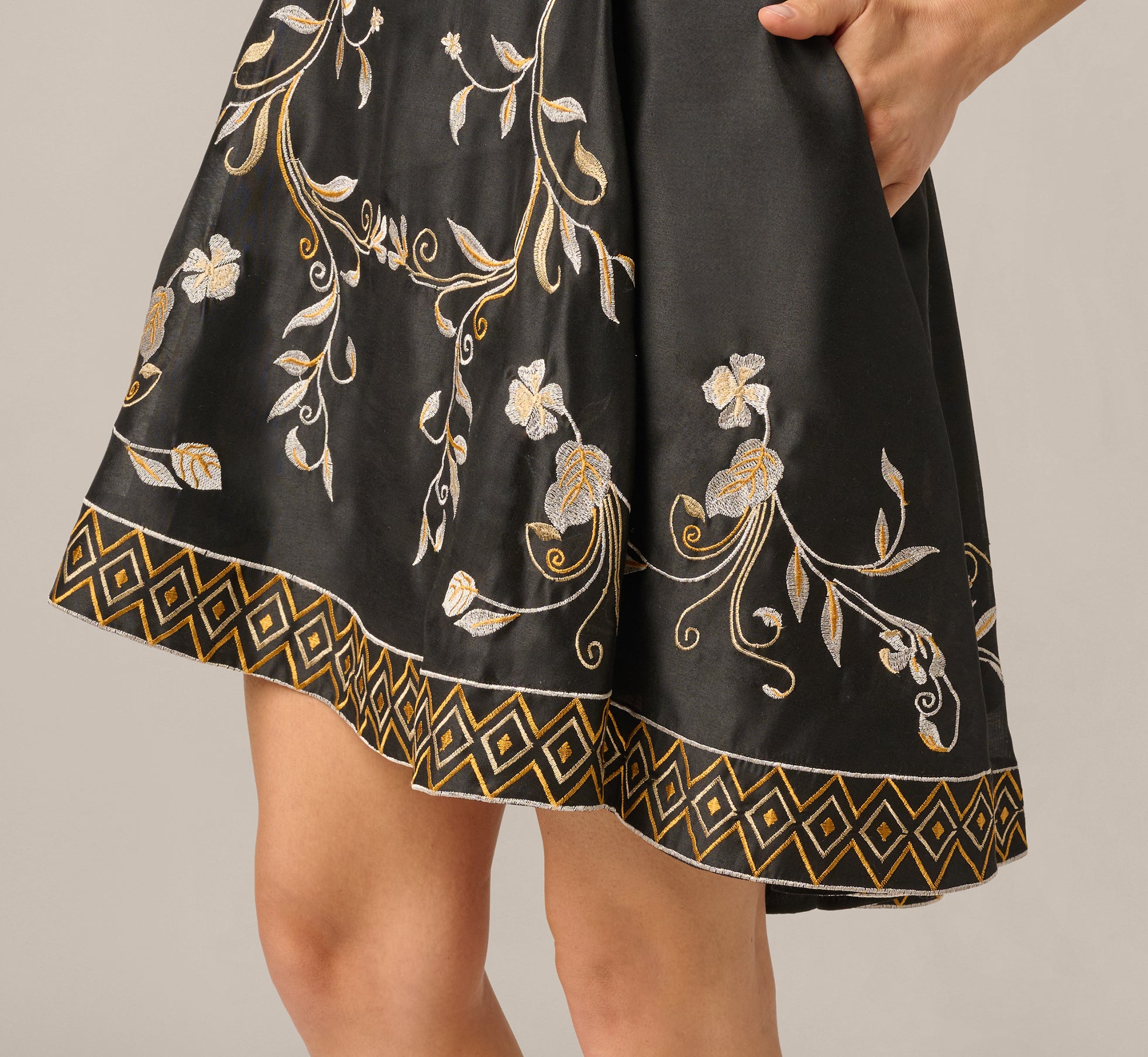 Black Floral Embroidered Cotton Short Dress