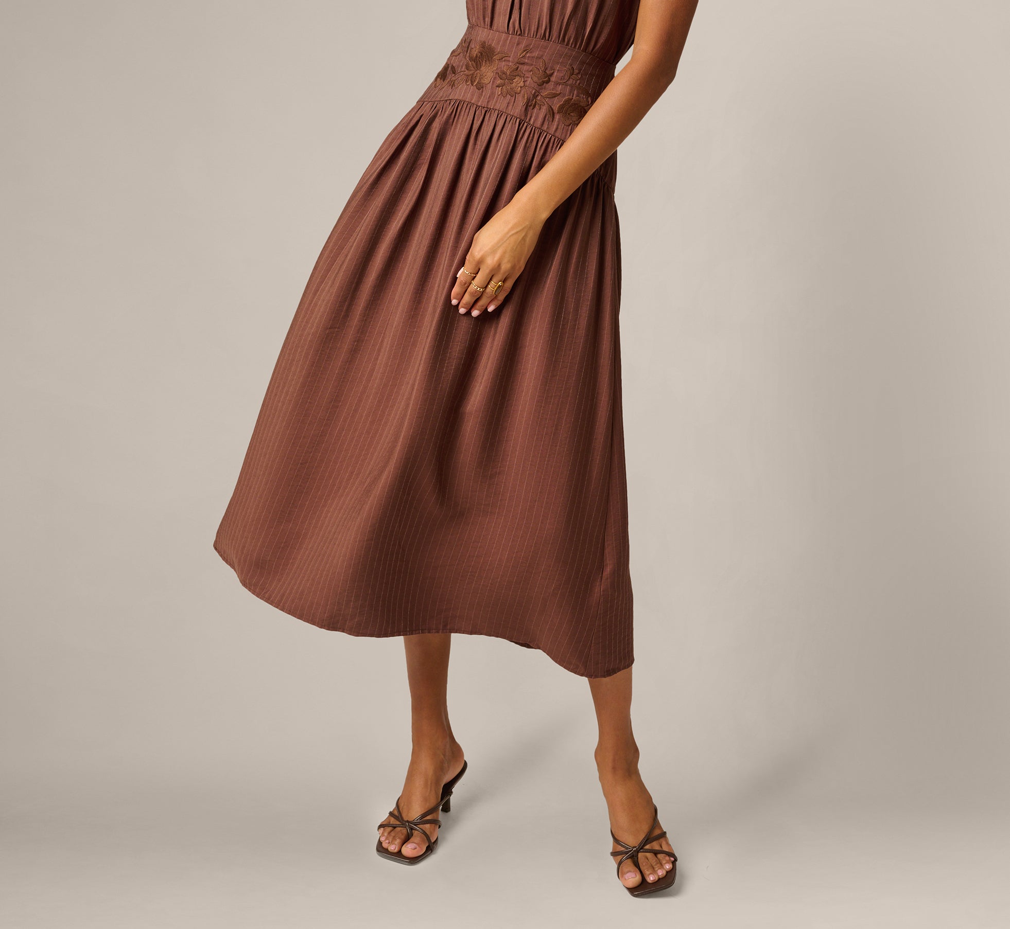 brown pineapple guipure midi dress Pinstripe Floral Embroidered Yoke Size:8 AU / 4 US up heels TFNC halter neck chiffon pricematch_05Nov2024