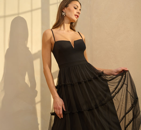 mesh overlay tiered midi cocktail dress adrianna papell Adrianna Papell Mesh Overlay Tiered Midi Dress - Black