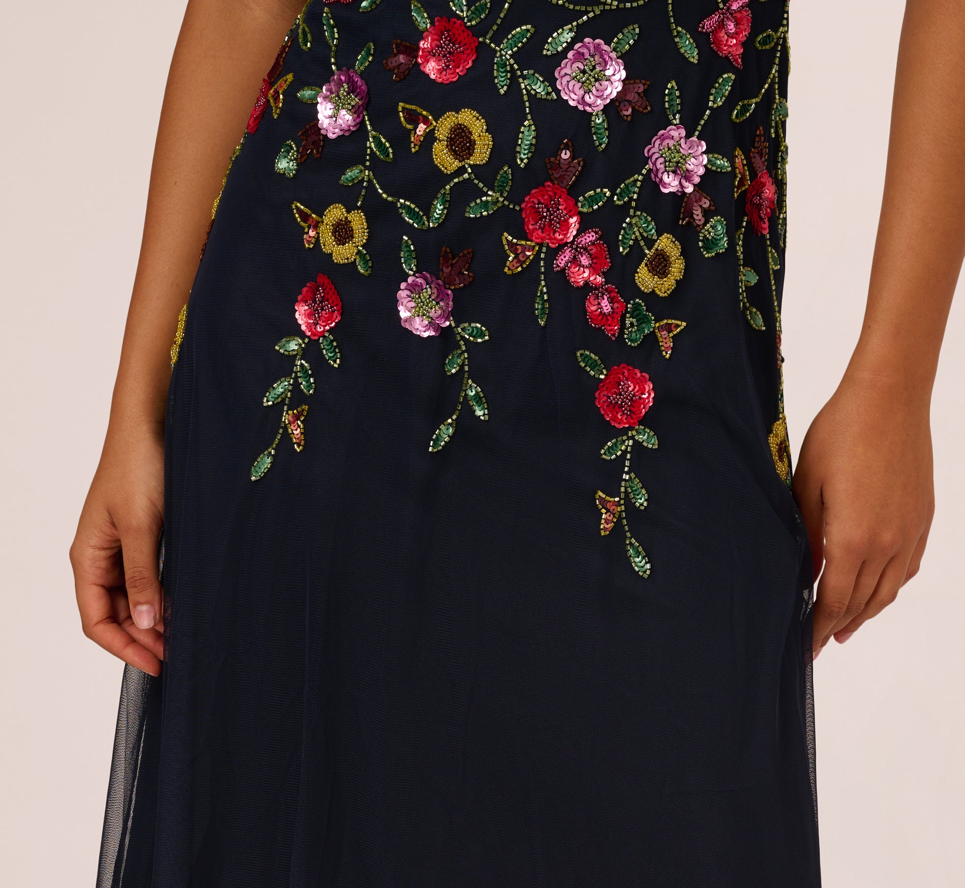 delicate flower arabesques short sleeve midi dress Navy Short Sleeve Floral Beaded Midi Dress