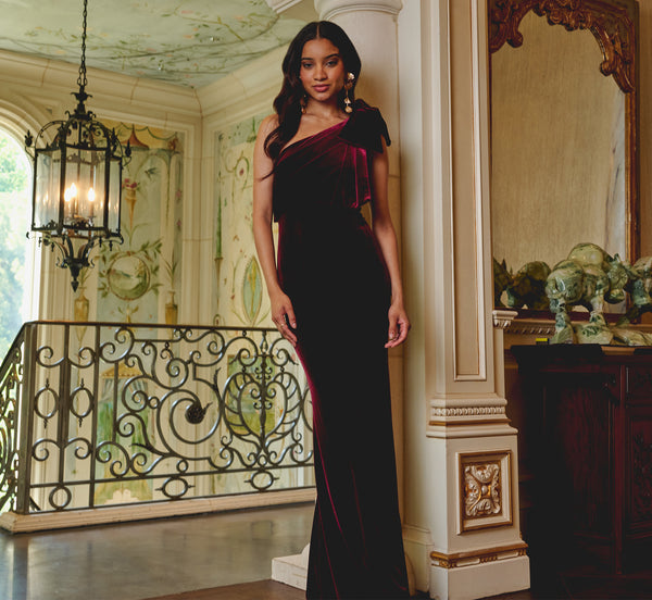 adrianna papell off the shoulder velvet dress Adrianna Papell Velvet One Shoulder Gown adrianna papell off the shoulder velvet dress Adrianna Papell Velvet One Shoulder Gown