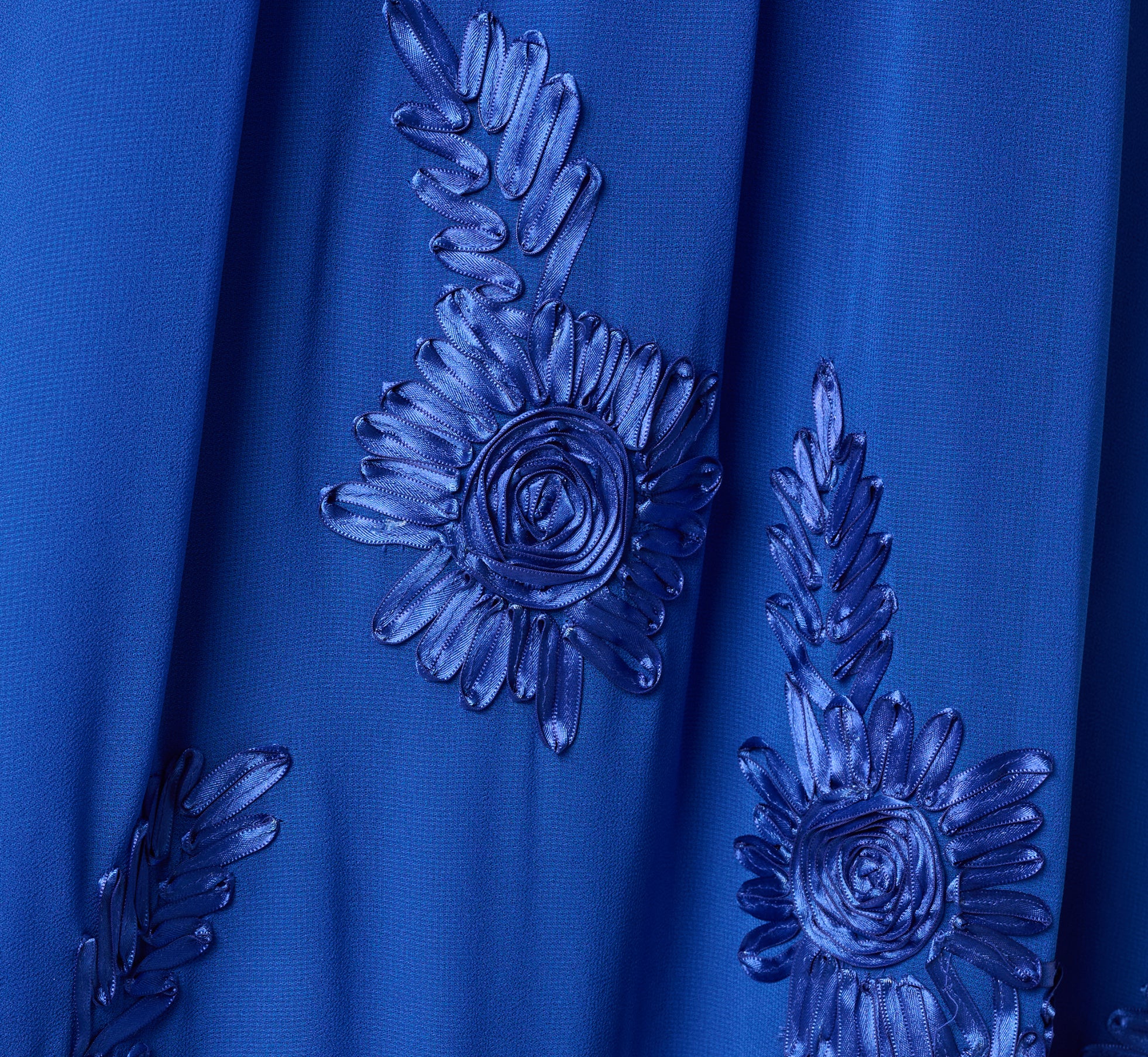 Georgette Soutache Embroidery Trapeze Halter Dress In Brilliant