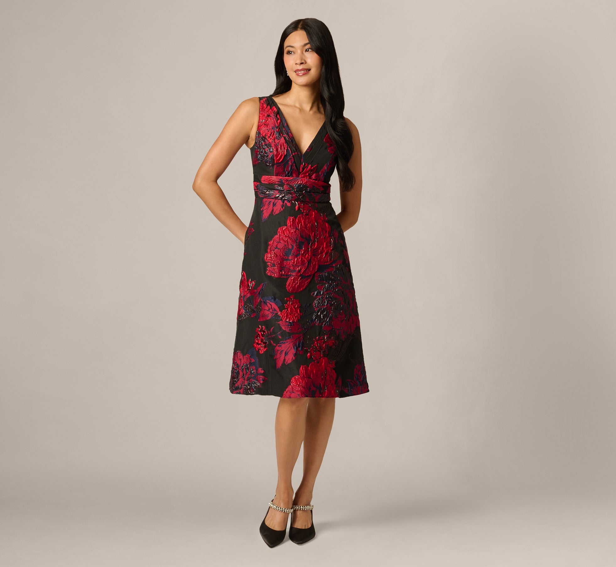 Metallic Chrysanthemum Floral Jacquard Midi Dress In Black Red Multi 1
