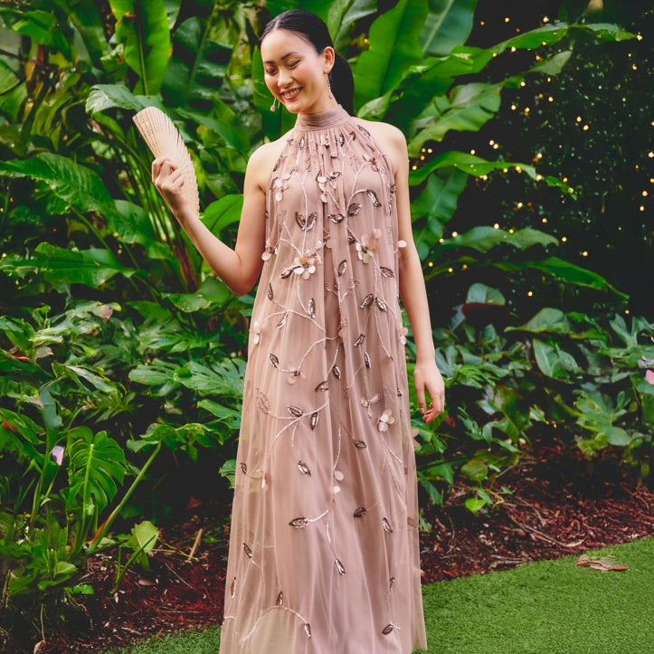 Destination Wedding Mother of the Bride Dress Guide - Adrianna Papell Destination Wedding Mother of the Bride Dress Guide - Adrianna Papell