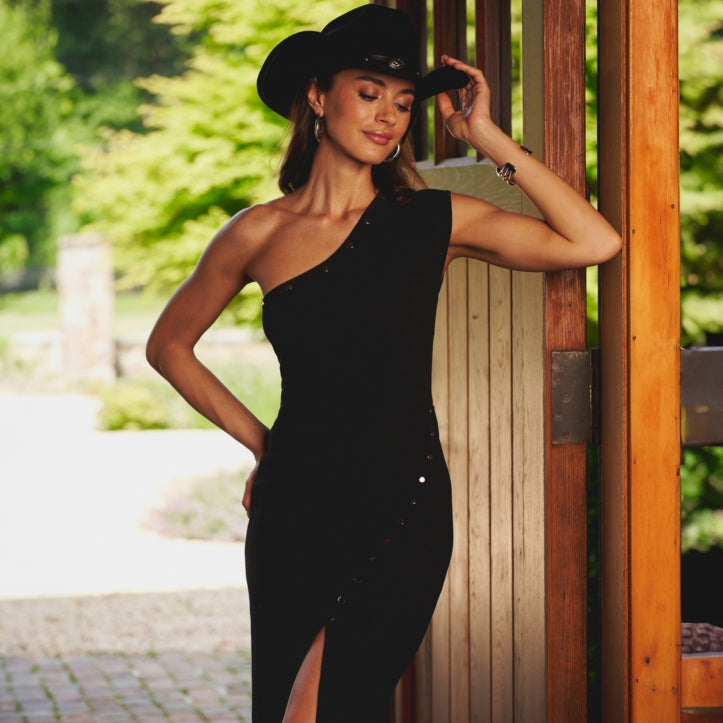 Country Concert Outfit Ideas: Looks for Every Season - Adrianna Papell Country Concert Outfit Ideas: Looks for Every Season - Adrianna Papell