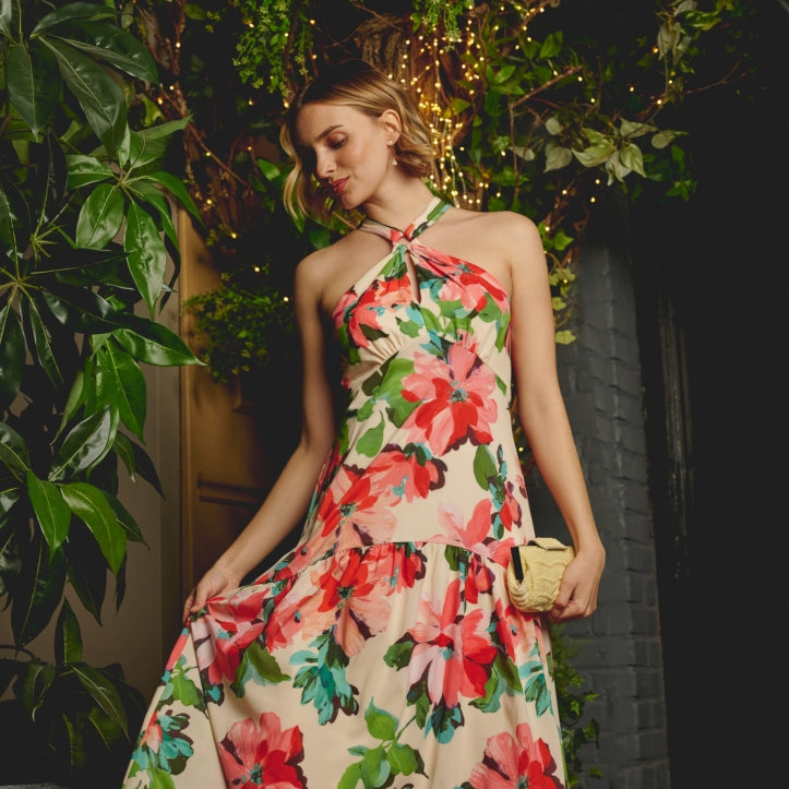 Stylish Honeymoon Outfit Ideas for Every Destination - Adrianna Papell Stylish Honeymoon Outfit Ideas for Every Destination - Adrianna Papell