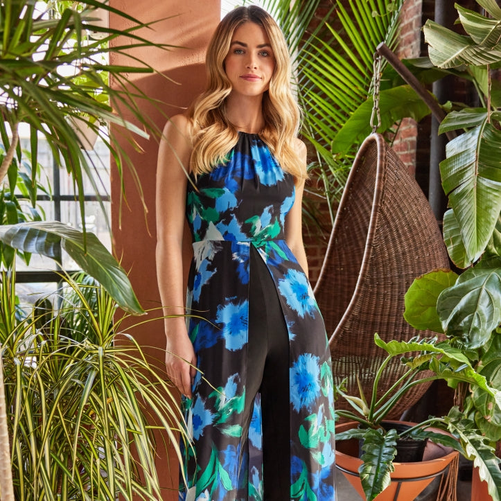 The Ultimate Petite Jumpsuit Guide for Women - Adrianna Papell The Ultimate Petite Jumpsuit Guide for Women - Adrianna Papell