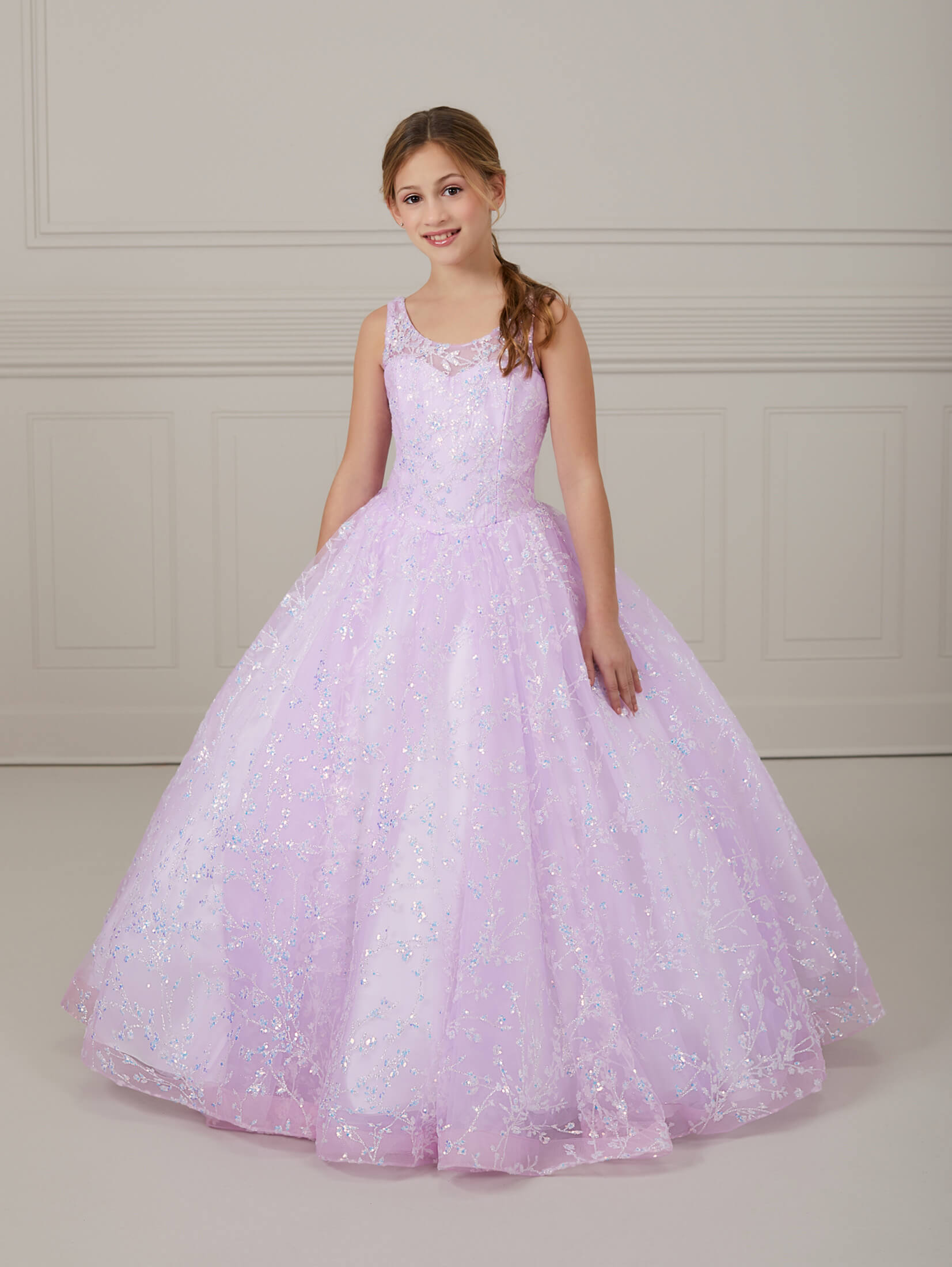 Glitter Floral Tulle Scoop Neck A-Line Gown 1