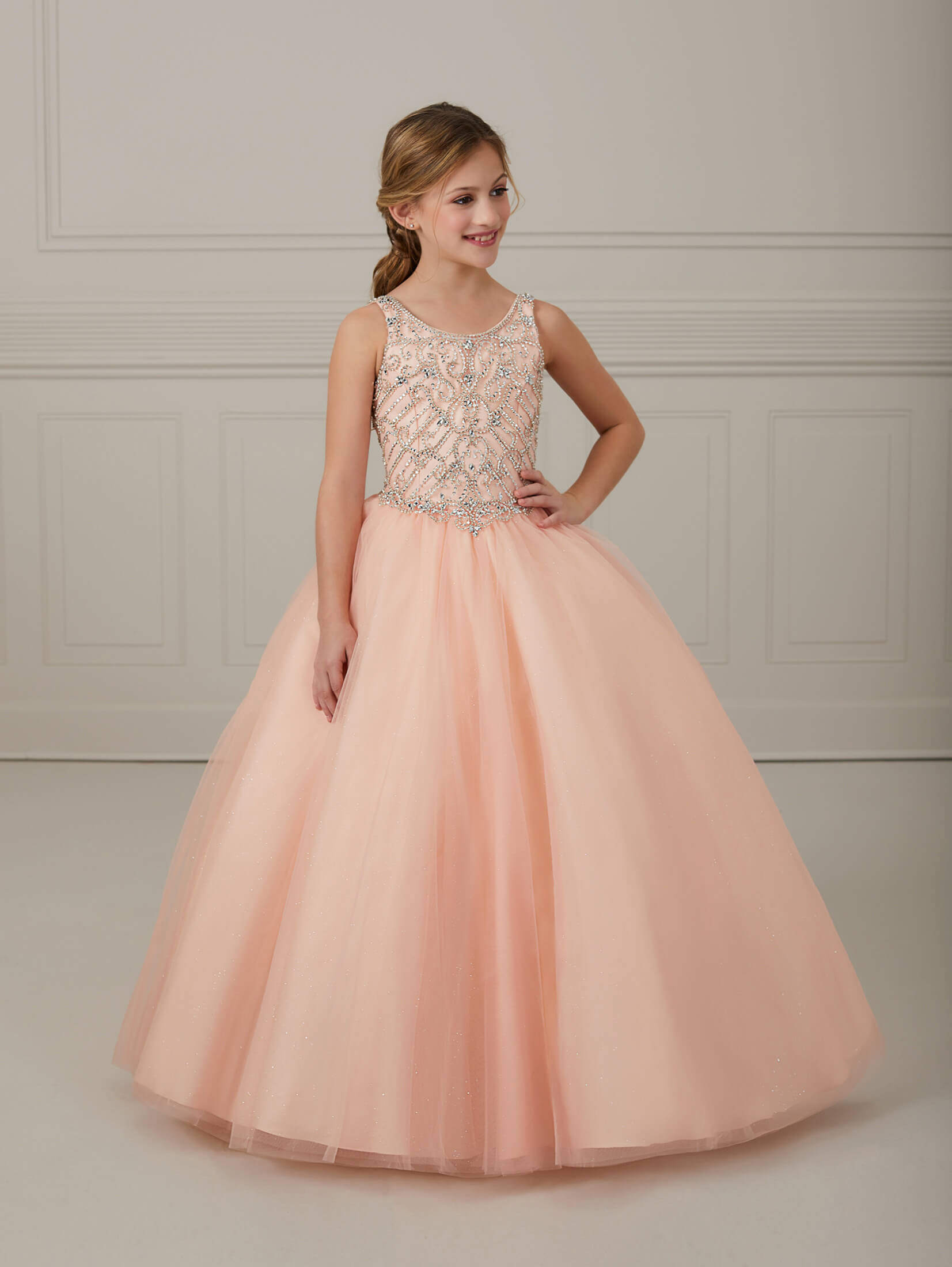 Hand-Beaded Lace and Tulle Scoop Neck Gown 1